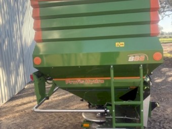 2012 ZA-M Amazone linkage spreader