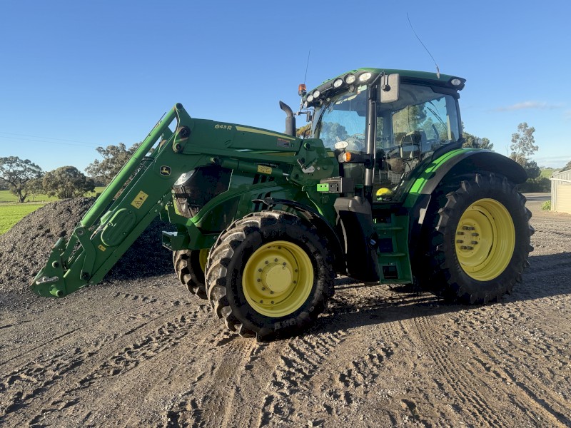 2016 John Deere 6145R