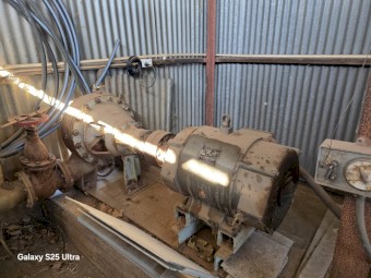 FOR SALE – Vintage Industrial Pump + Wolverhampton Motor + Switch Box (Untested) – Make an Offer