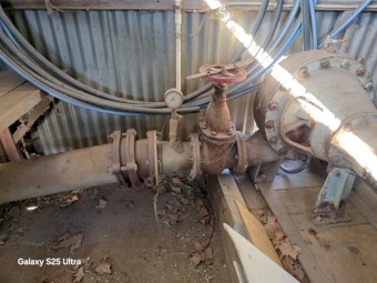 FOR SALE – Vintage Industrial Pump + Wolverhampton Motor + Switch Box (Untested) – Make an Offer