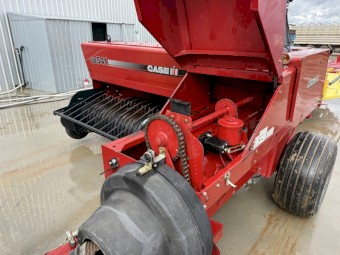 Case IH SB541 small baler & Jadan Accumulator