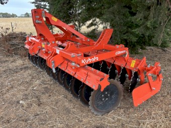 2021 Kubota CD300 Disc, harrow and combat 