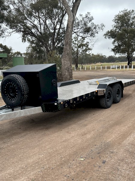 2023 Chameleon 5.9 Base Dual Axle Trailer
