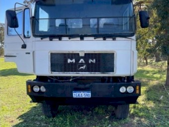 MAN 8 x 8 Support Truck