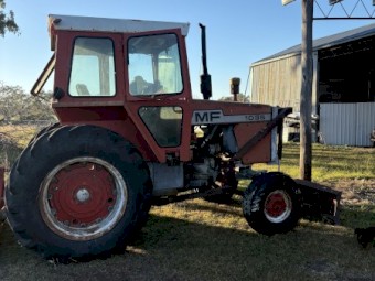Massery Ferguson 1085 Tractor