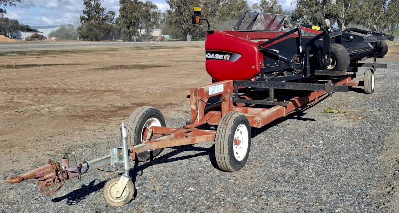 2015 Case IH 3016 Canola Front + Leith Trailer