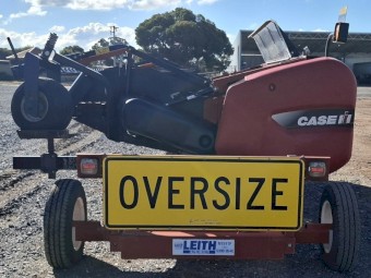 2015 Case IH 3016 Canola Front + Leith Trailer