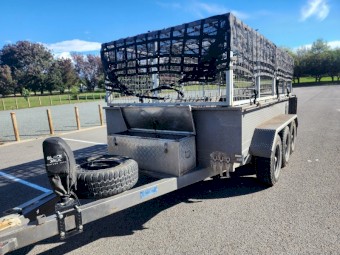 Tri-Axle TIPPER TRAILER with 900mm cage 2022