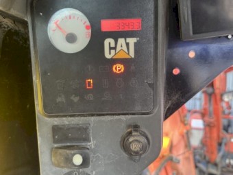 Caterpillar 277C track skid steer