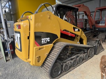 Caterpillar 277C track skid steer