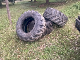 Loader and tractor tyres 