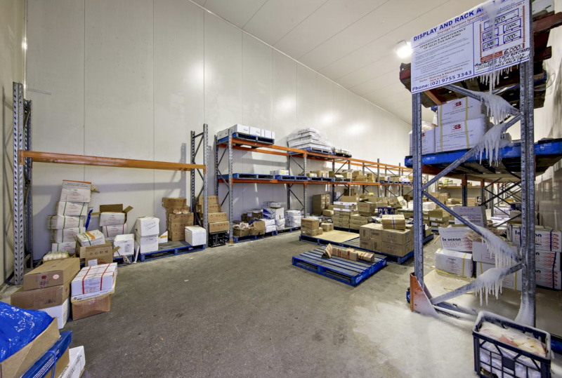 Coolroom 400sqm and 30 sqm