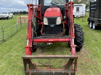 YTO A704 Tractor