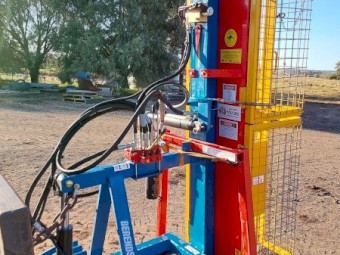 John Berends 3pt linkage post driver