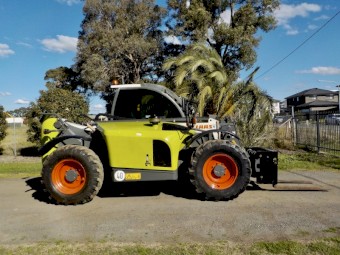11/2014 CLAAS SCORPION 7045 PLUS AGRICULTURAL TELEHANDLER