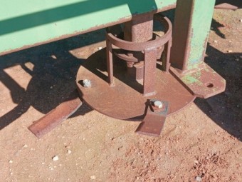 LOXTON SLASHER