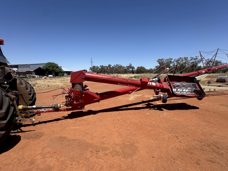 2023 Wheatheart 1395 Swing Away Auger