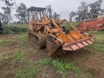 Case 450B Traxavator