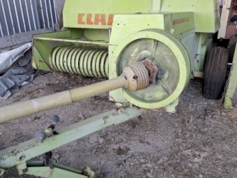 Class small square baler