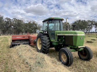 Case IH SBX 540 Small Square Baler