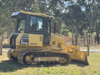 2016 Komatsu D37PX-23 Bulldozer