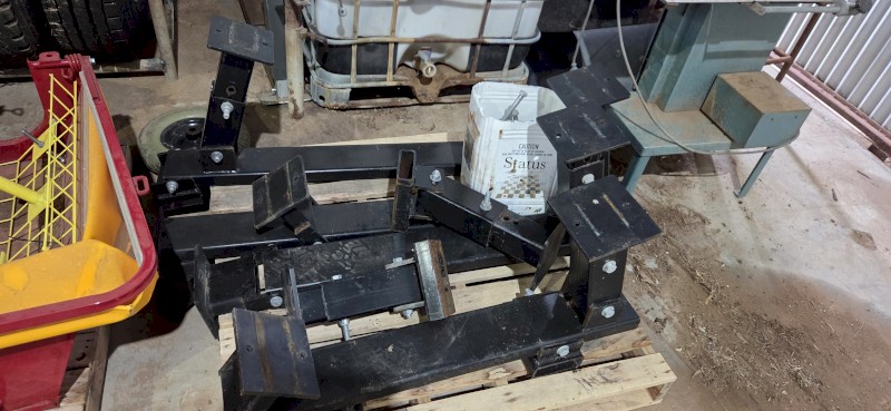 Header Front Trailer Cradles