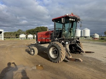 2004 Case WDX 1701 Windrower