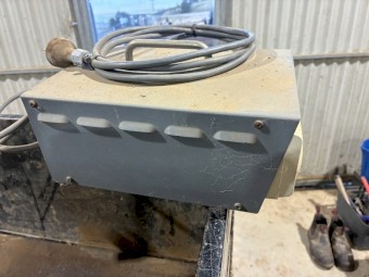 2 x Humidity Temperature Controllers