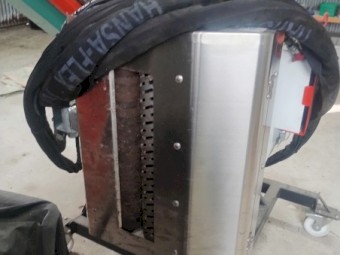Clemens Vine Leaf Remover