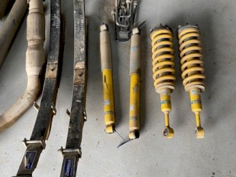Parts for a 2011 Toyota Hilux 4x4