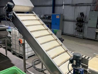 Various conveyors and weigh stations