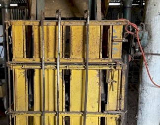 Morton Baker Wool Press