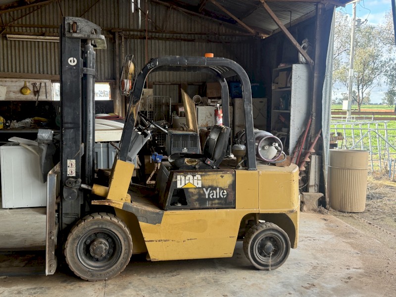 Yale 2.5 ton forklift 