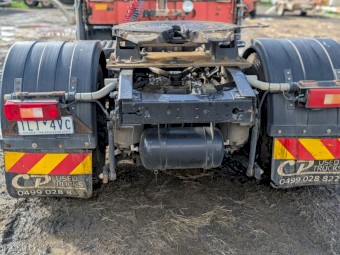 2004 Volvo FM9 Single Axle Prime Mover