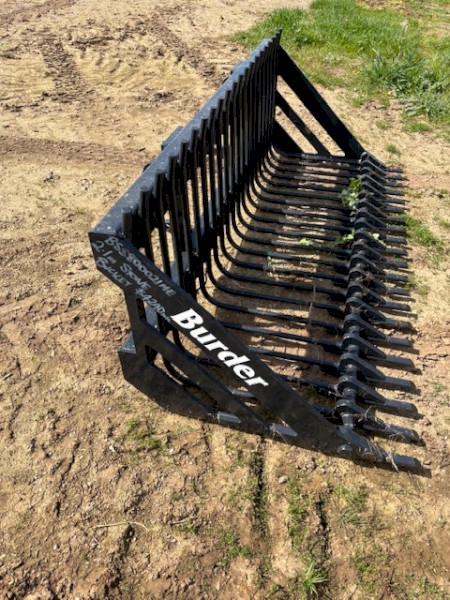 2.1m Burder Rock Bucket