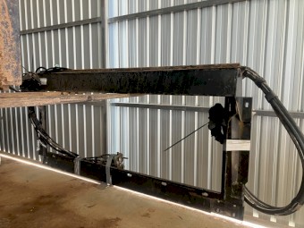 Macdon FM100 John Deere Transition Plate 