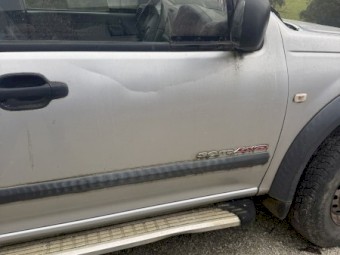 2004 Rodeo dual cab ute