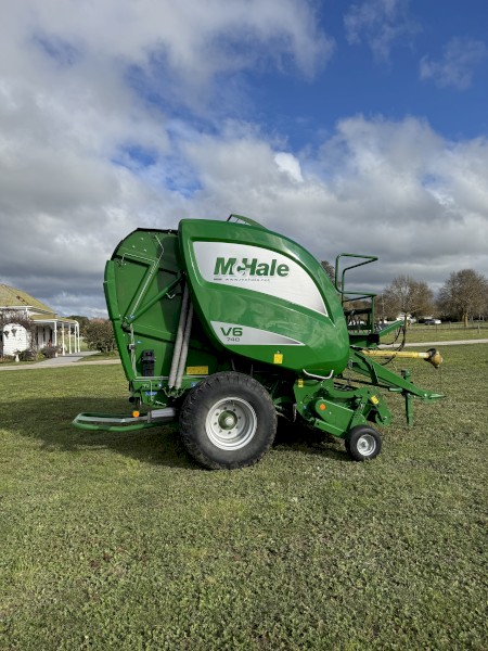 2021 McHale V6 740 Round Baler