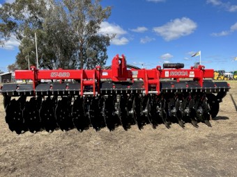 ROCCA SupaTill ST-350 Heavy Duty Speed Discs 28 Discs with Maintenance Free Bearings, Hydraulic Contrl Crumble Roller
