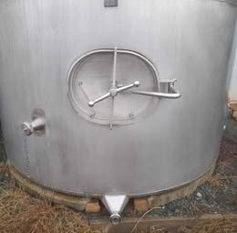 9000lL Stainless Wine Tanks