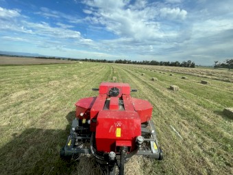 Massey Ferguson 1840 Small Square Baler
