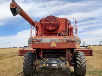 Massey Ferguson 9720 Header with Fronts and Trailer