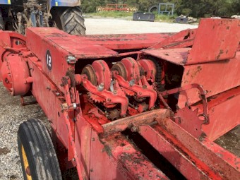 Massey Ferguson 12 Small Square Baler