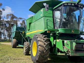 2002 John Deere 9650 Header and Springfield Chaff Cart