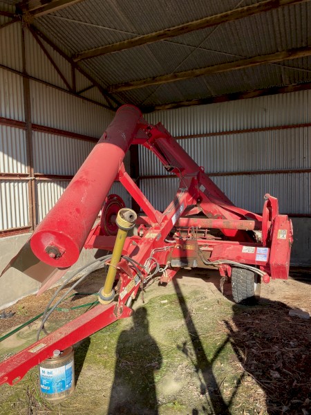 2017 Akron EX360 Grain Bag Outloader