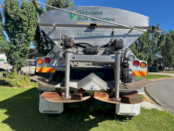 2019 MAN TGM 18.340 Spreader Truck
