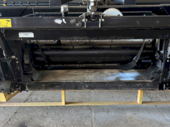2016 MacDon D65 Draper Front