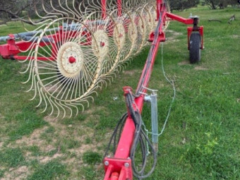 Enorossi RT-9 Hay Rake