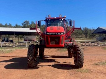 Apache AS 1020 SP Boom Spray