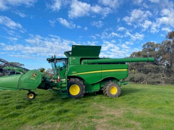 2014 John Deere S680 Header with John Deere 640D Front